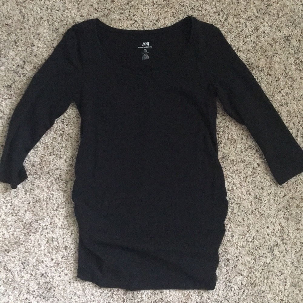 Black MAMA 3/4 Length Sleeves Top